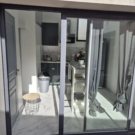 Aalkom Home&stay Apartman Melun